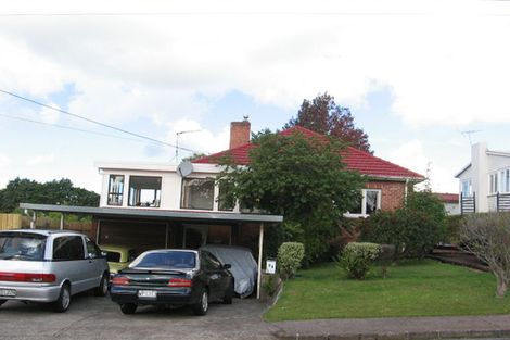 Photo of property in 53 Eastglen Road, Glen Eden, Auckland, 0602