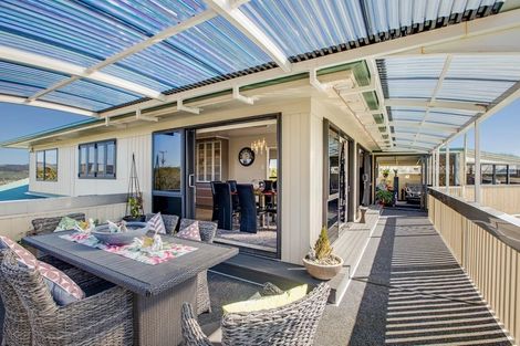 Photo of property in 4 Kitson Road, Aka Aka, Waiuku, 2682