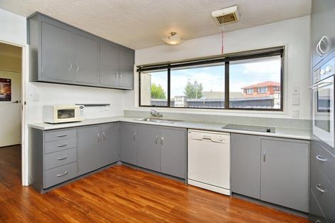 Photo of property in 12 Mayo Place, Belfast, Christchurch, 8051