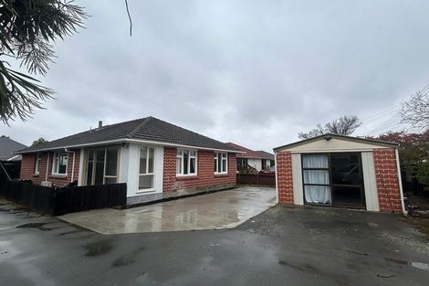 Photo of property in 2/14 Shaftesbury Street, Avonhead, Christchurch, 8042
