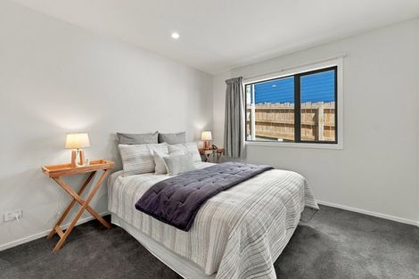 Photo of property in 6 Blackhawk Close, Kinloch, 3377