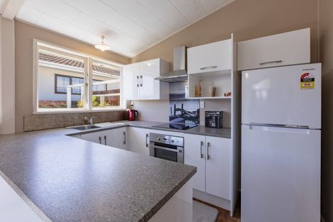 Photo of property in 124a Charles Street, Westshore, Napier, 4110