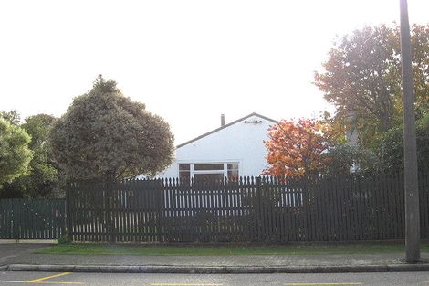 Photo of property in 36 Sawyers Arms Road, Northcote, Christchurch, 8052
