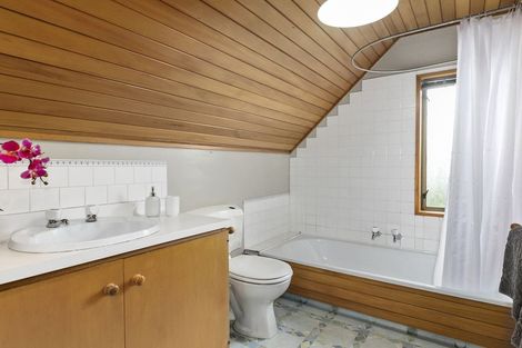 Photo of property in 10 Calvert Place, Shiel Hill, Dunedin, 9013