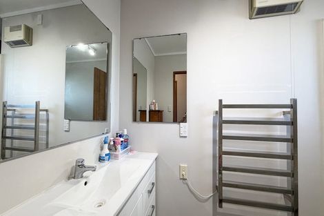 Photo of property in 3/78 Nile Road, Milford, Auckland, 0620