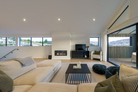 Photo of property in 7 Mills Road, Wanaka, 9305