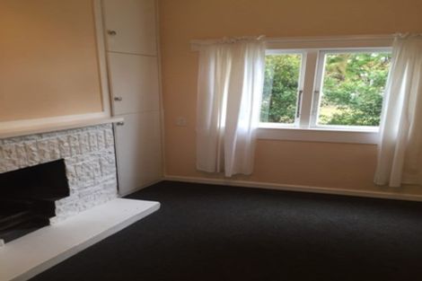 Photo of property in 2 Chaucer Road, Hospital Hill, Napier, 4110