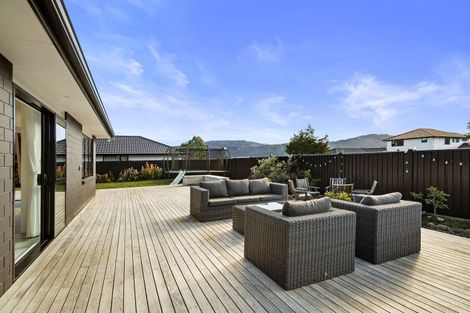 Photo of property in 89 Mawai Hakona Drive, Wallaceville, Upper Hutt, 5018