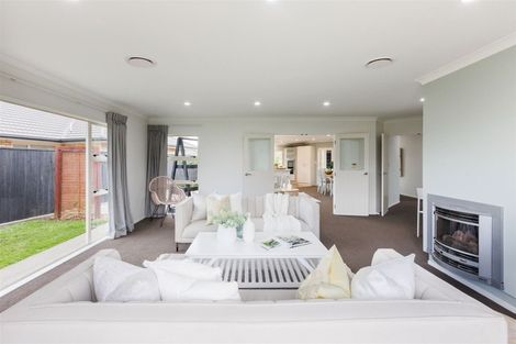 Photo of property in 3 Masefield Terrace, Kelvin Grove, Palmerston North, 4414