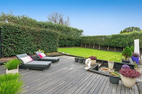 Photo of property in 37 Killarney Avenue, Torbay, Auckland, 0630