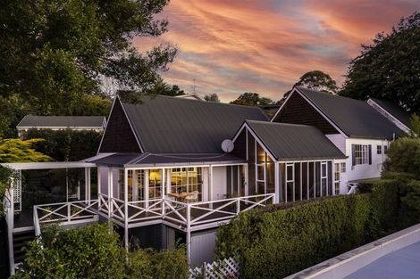 Photo of property in 4 Lady Polson Lane, Cashmere, Christchurch, 8022