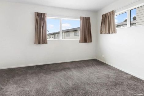 Photo of property in 11 Apple Orchard Way, Sunnyvale, Auckland, 0612