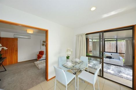 Photo of property in 2/39 Greenock Street, Redwood, Christchurch, 8051