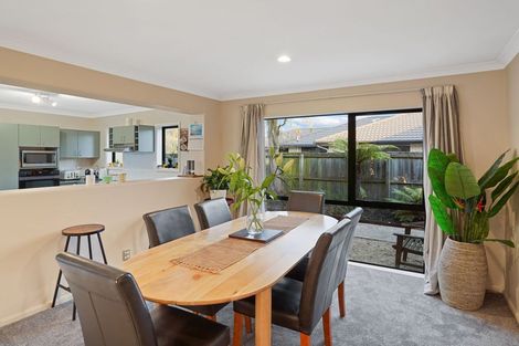 Photo of property in 28 Puhara Avenue, Parklands, Christchurch, 8083