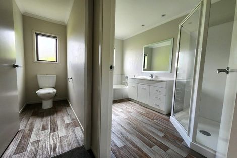 Photo of property in 40 Highgrove Place, Bethlehem, Tauranga, 3110