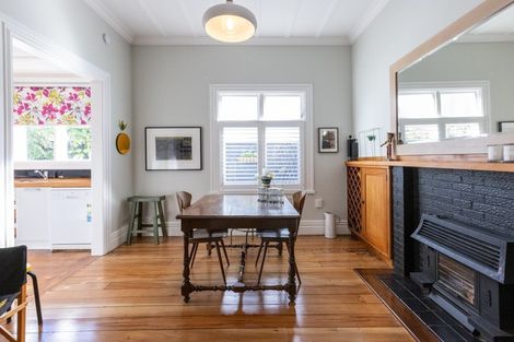 Photo of property in 80 Vigor Brown Street, Napier South, Napier, 4110