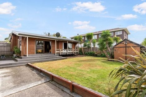 Photo of property in 9 Rewa Street, New Lynn, Auckland, 0600