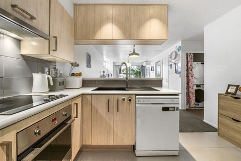 Photo of property in 211/17 Link Crescent, Stanmore Bay, Whangaparaoa, 0932