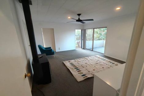 Photo of property in 30 Pipitea Place, Massey, Auckland, 0614