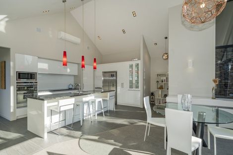 Photo of property in 8 Sara Way, Whitianga, 3510