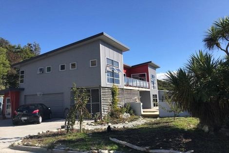 Photo of property in 5b Watino Place, Pohara, Takaka, 7183