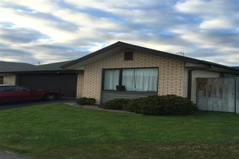 Photo of property in 2 Champagne Avenue, Yaldhurst, Christchurch, 8042