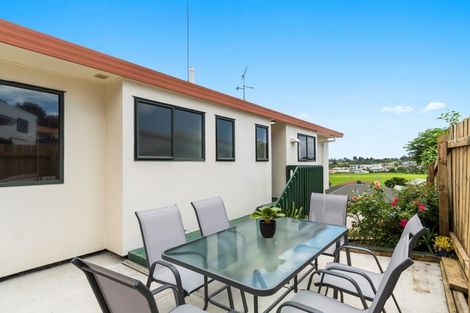 Photo of property in 4b Cynthia Place, Bellevue, Tauranga, 3110