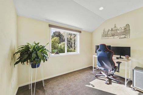 Photo of property in 25 Omar Street, Khandallah, Wellington, 6035