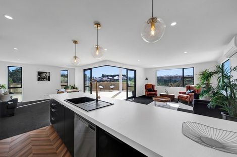 Photo of property in 71 Cyrus Street, Whalers Gate, New Plymouth, 4310