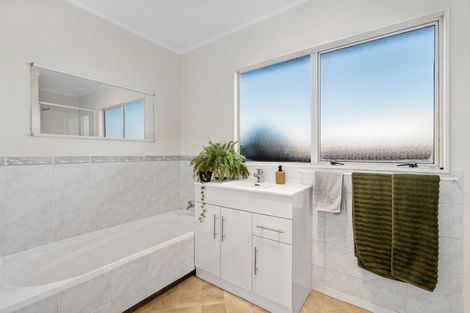 Photo of property in 21 Crisp Drive, Papamoa Beach, Papamoa, 3118