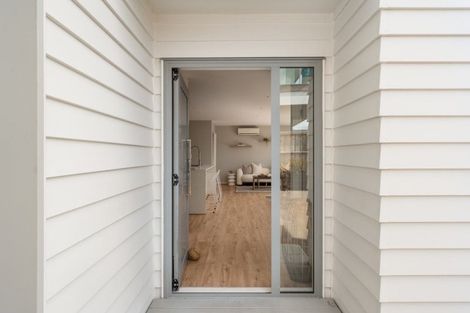 Photo of property in 1330b Papamoa Beach Road, Papamoa Beach, Papamoa, 3118