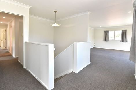 Photo of property in 11 Ambassador Glade, Orewa, 0931
