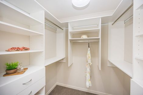 Photo of property in 75 Reid Line West, Feilding, 4777