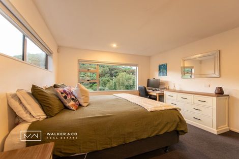 Photo of property in 20 Cosgrove Rise, Riverstone Terraces, Upper Hutt, 5018