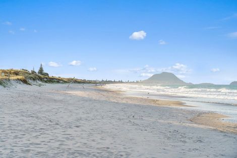 Photo of property in 374 Papamoa Beach Road, Papamoa Beach, Papamoa, 3118