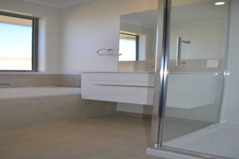 Photo of property in 85 Te Kio Crescent, Papamoa Beach, Papamoa, 3118