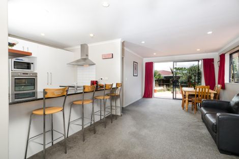 Photo of property in 20a Duncan Avenue, Te Atatu South, Auckland, 0610