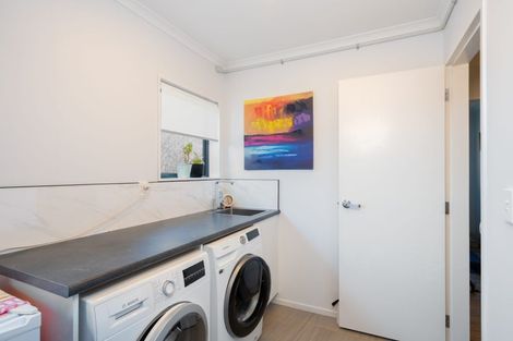 Photo of property in 4 Antigua Way, Grenada Village, Wellington, 6037