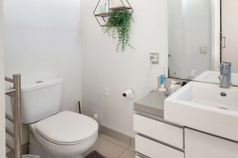 Photo of property in 8 Otonga Heights, Maungaraki, Lower Hutt, 5010