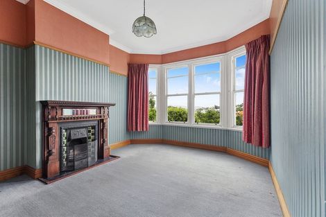 Photo of property in 39 Garden Road, Northland, Wellington, 6012