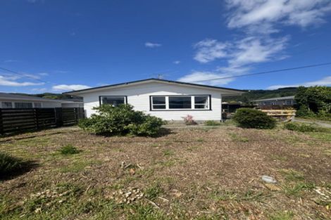 Photo of property in 31 Karamu Crescent, Wainuiomata, Lower Hutt, 5014