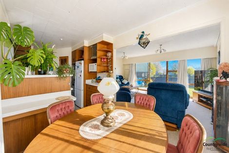 Photo of property in 60 Aotea Crescent, Tokoroa, 3420