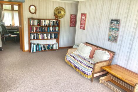 Photo of property in 3 Dickson Street, Macandrew Bay, Dunedin, 9014