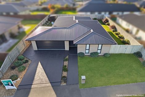 Photo of property in 32 Chris Drive, Rolleston, 7614