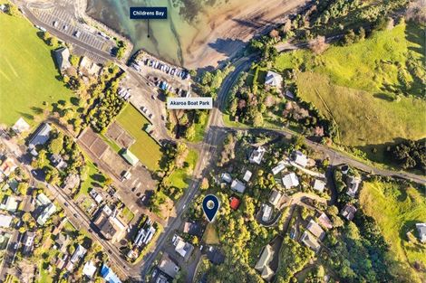 Photo of property in 13 Woodills Road, Akaroa, 7520