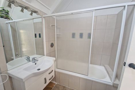 Photo of property in 56a Viewmont Drive, Harbour View, Lower Hutt, 5010