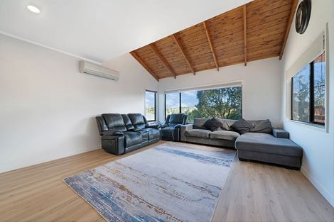 Photo of property in 2/46a Captain Scott Road, Glen Eden, Auckland, 0602