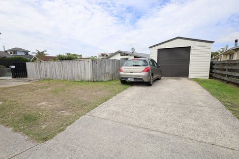 Photo of property in 170 Dickson Road, Papamoa Beach, Papamoa, 3118