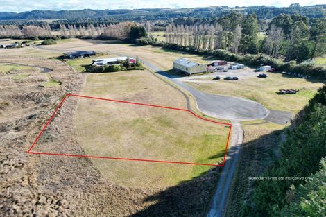 Photo of property in 50 The Fairways, Kinloch, Taupo, 3377