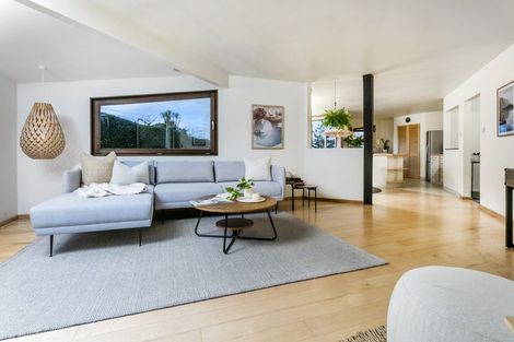 Photo of property in 1/25 Hythe Terrace, Mairangi Bay, Auckland, 0630